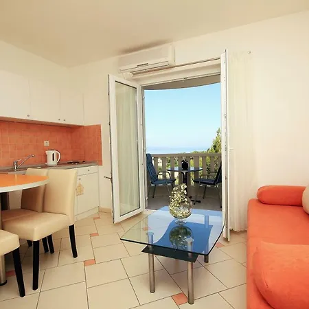 Tomas Apartment Makarska