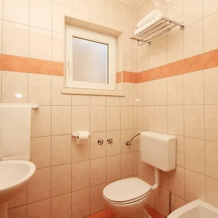 Apartament Tomas *