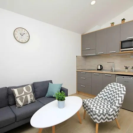 Tomas Apartman