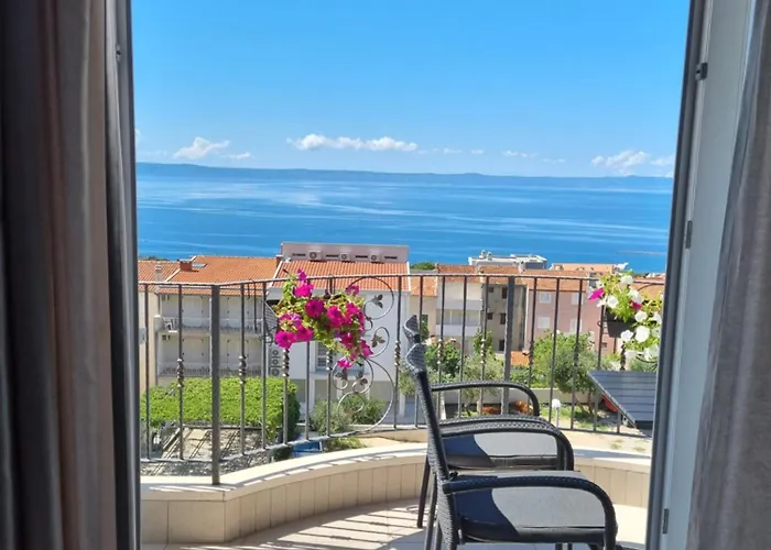 Tomas Apartamento Makarska