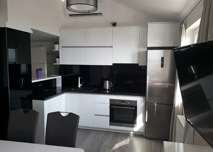 Tomas Apartamento Makarska