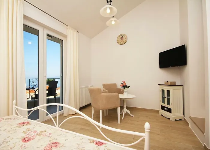 Tomas Apartamento Makarska